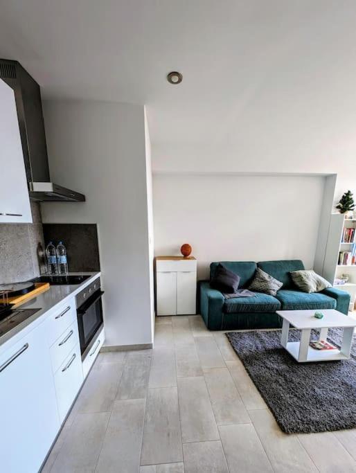 Vasiliki Studio, Beautiful New Built Appartement 10 Km To Airport Artemida  Exterior photo