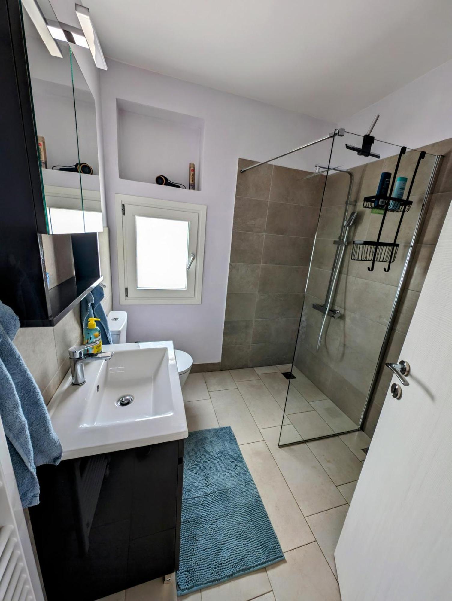 Vasiliki Studio, Beautiful New Built Appartement 10 Km To Airport Artemida  Exterior photo