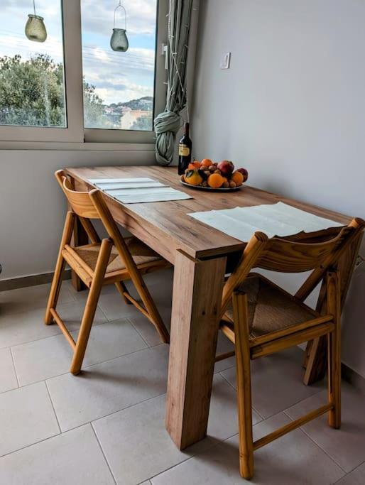 Vasiliki Studio, Beautiful New Built Appartement 10 Km To Airport Artemida  Exterior photo