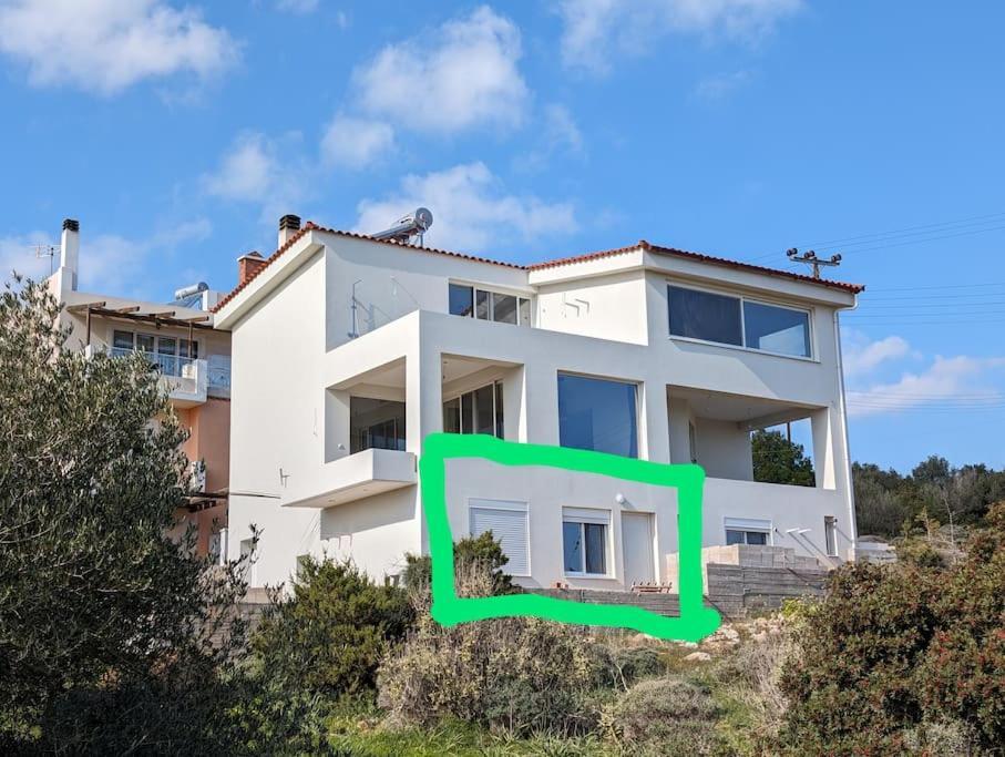 Vasiliki Studio, Beautiful New Built Appartement 10 Km To Airport Artemida  Exterior photo