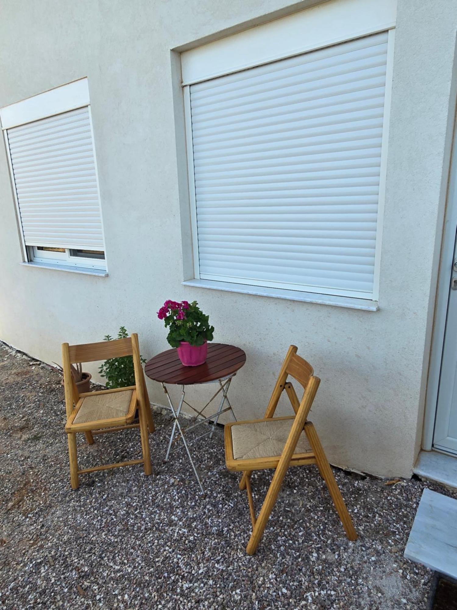 Vasiliki Studio, Beautiful New Built Appartement 10 Km To Airport Artemida  Exterior photo